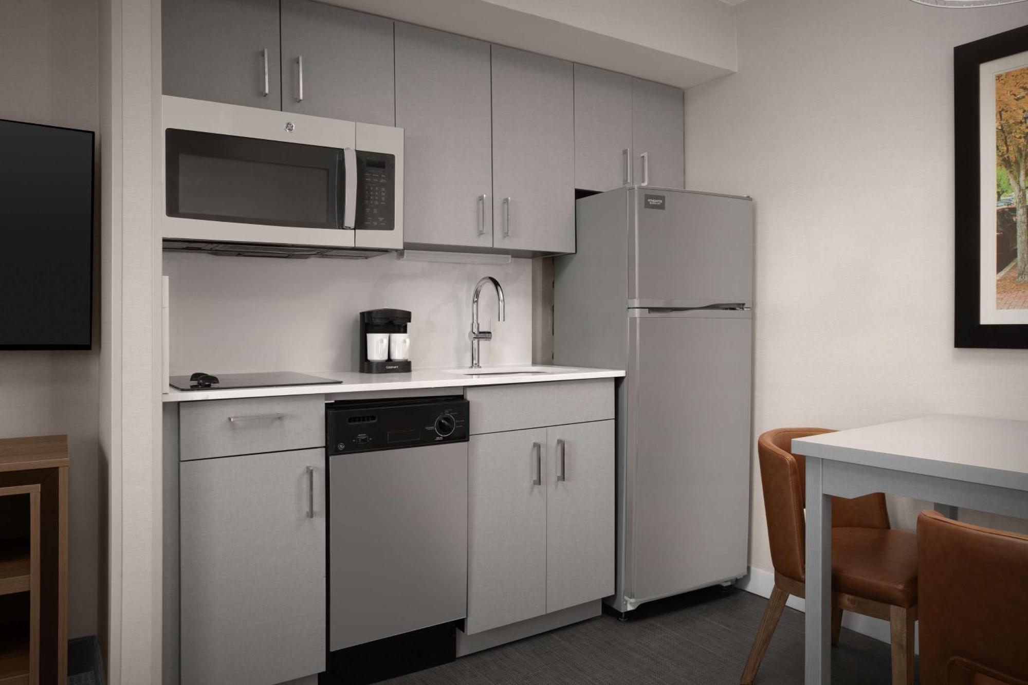 Homewood Suites By Hilton Alexandria Extérieur photo