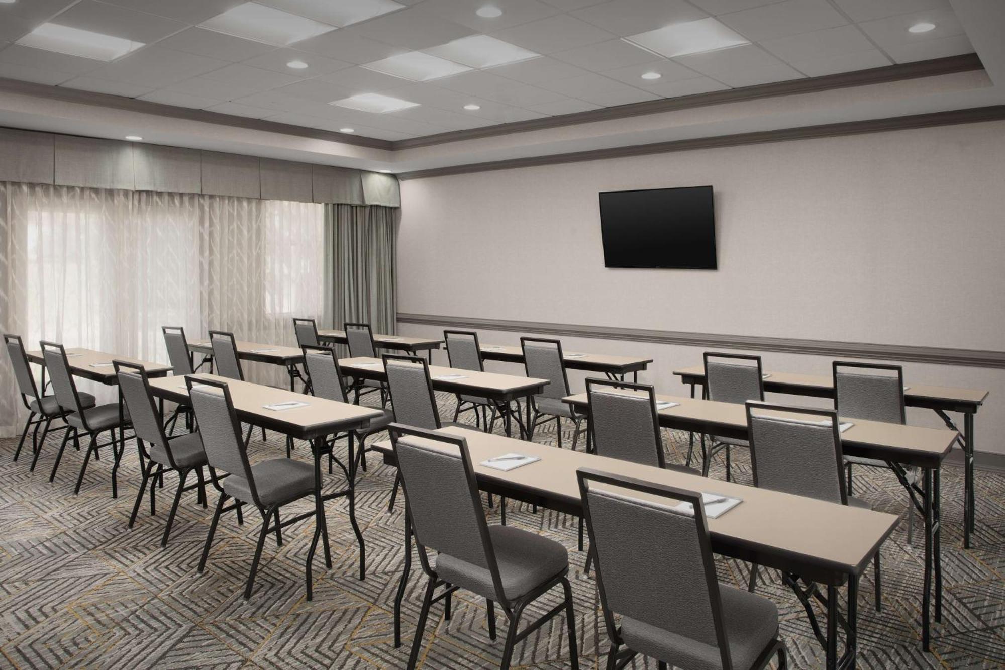 Homewood Suites By Hilton Alexandria Extérieur photo