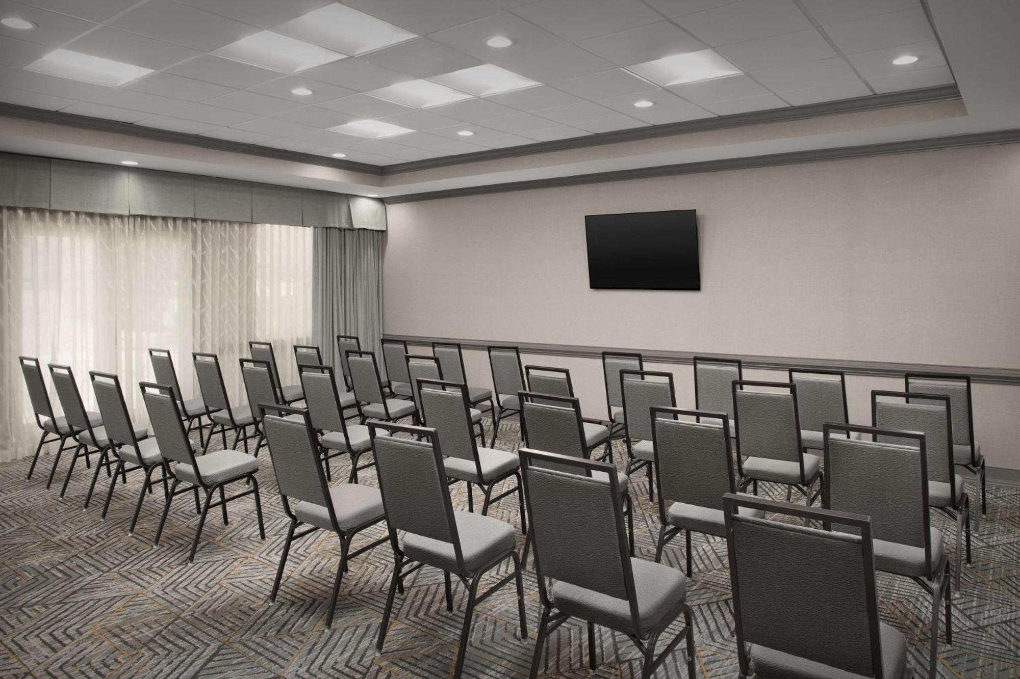 Homewood Suites By Hilton Alexandria Extérieur photo
